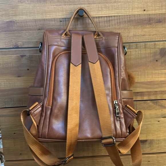 COPY - Cheruty faux leather backpack - Picture 4 of 9